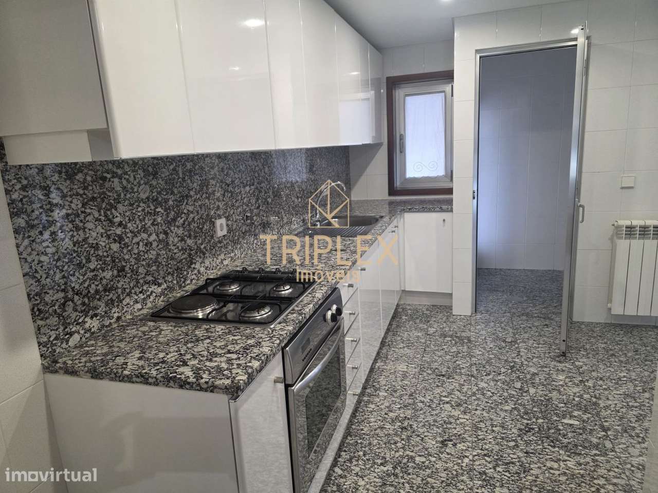 T3 - Dúplex - lugar garagem duplo - Maia-15