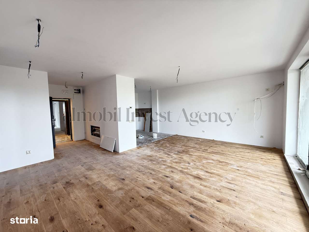 Apartament 3 camere de vanzare Pipera in bloc cu vedere la lac - Imagine principală: 3/15