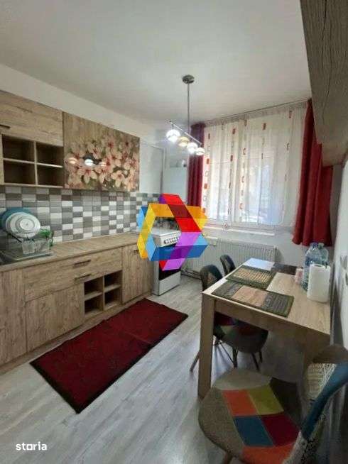 Apartament 4 camere de vânzare - zona Florilor/Craiter - 80 mp - plus- - Imagine principală: 2/8