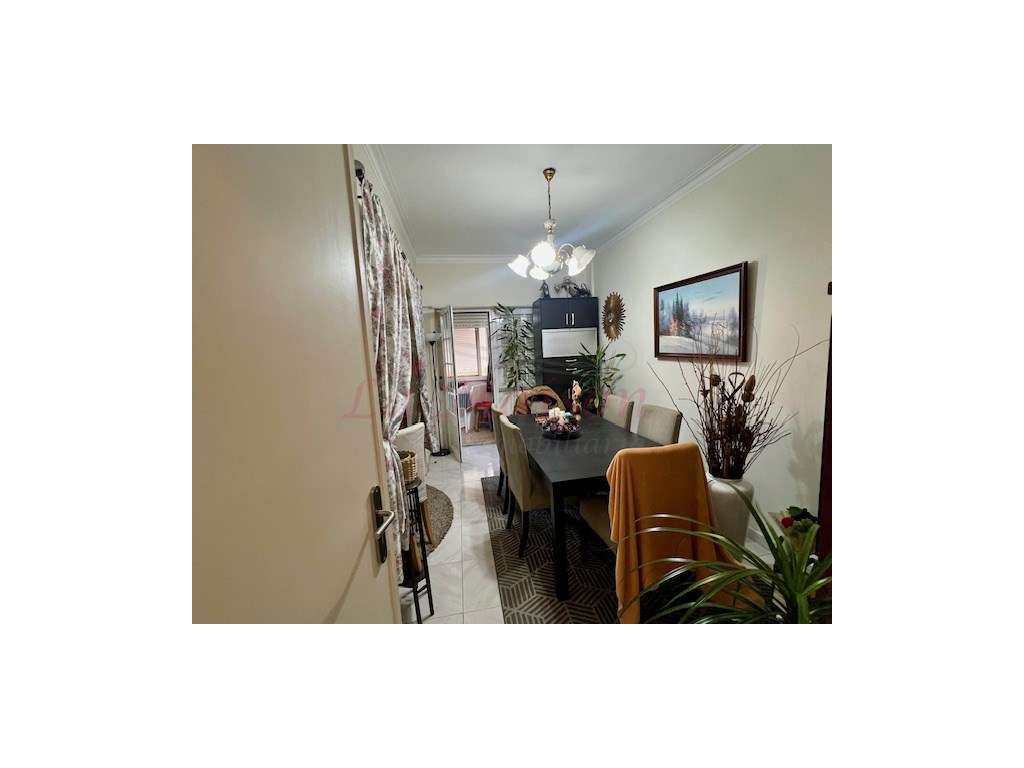 Apartamento T2 na Póvoa de Santo Adrião-10