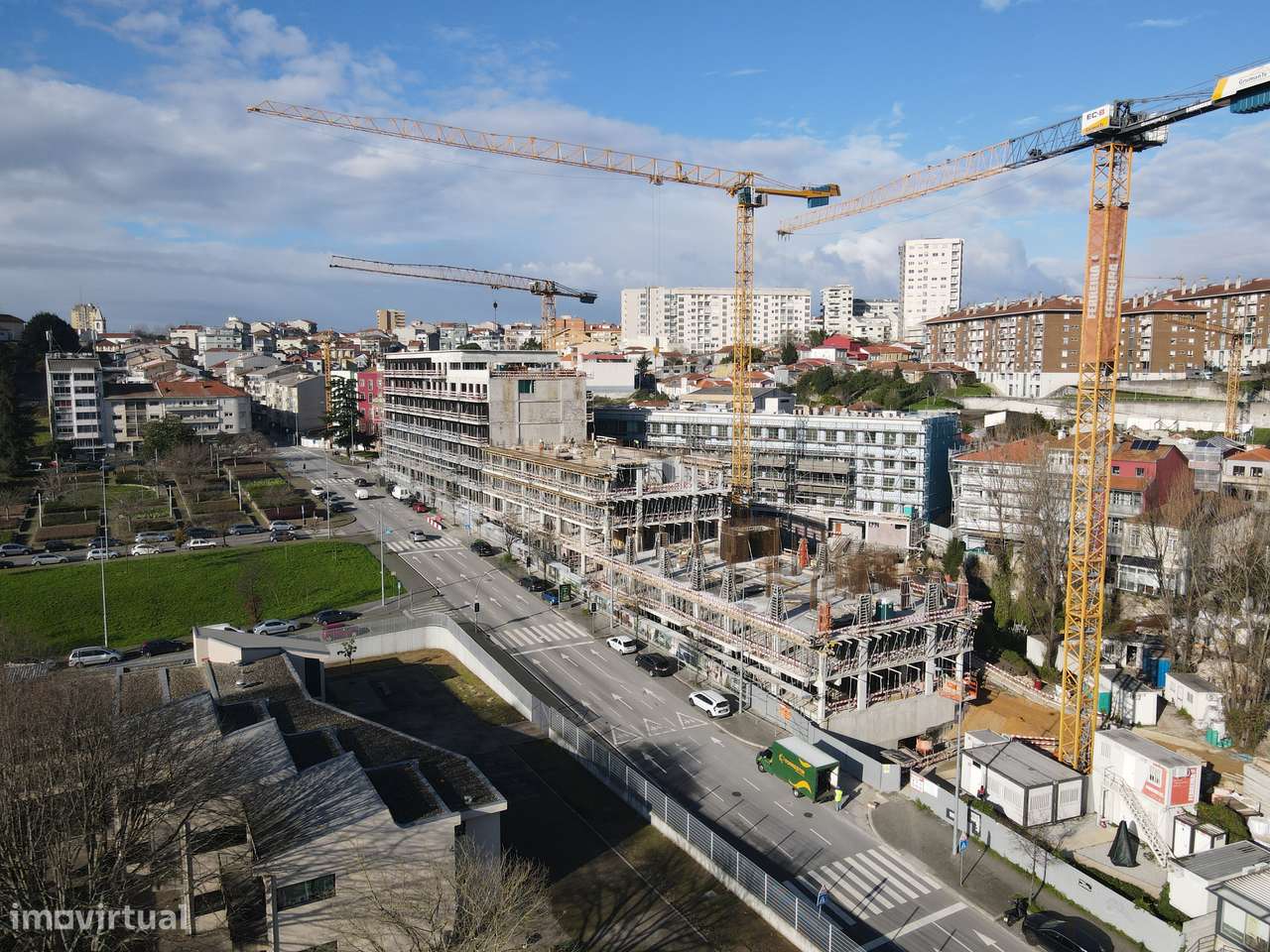 Apartamento T1 c/ lugar de garagem no Porto - Grande imagem: 2/49