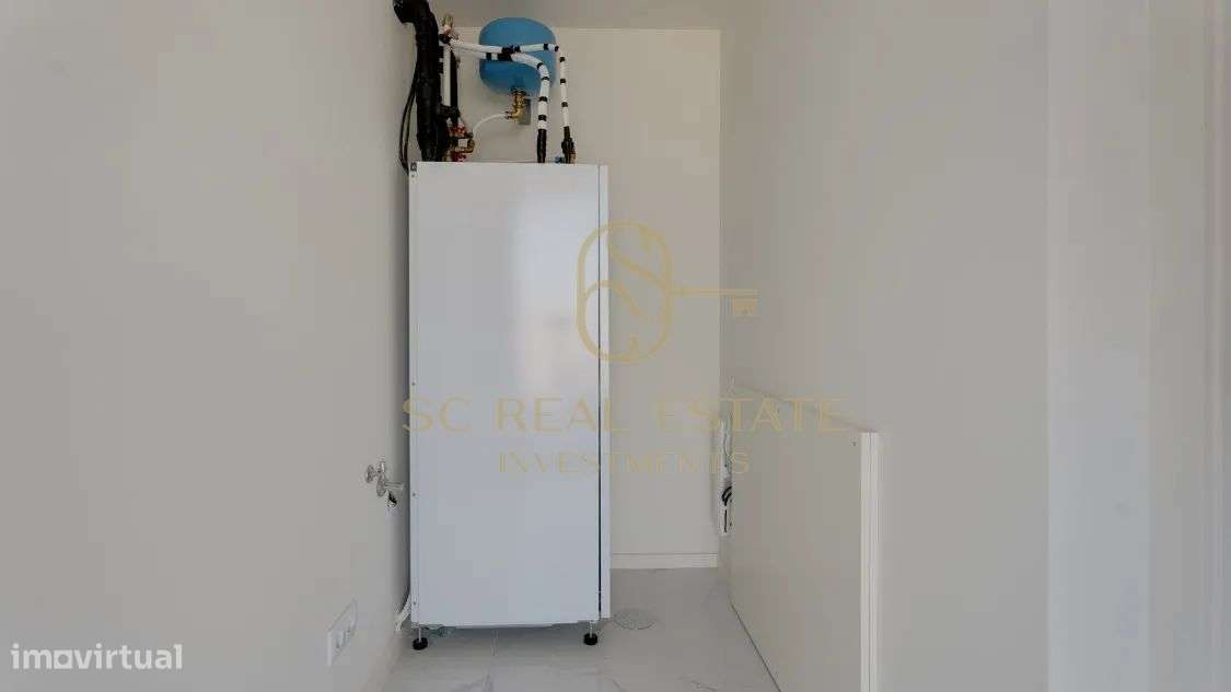 Excelente T3 Novo, com vistas deslumbrantes sobre o Atlântico.-16