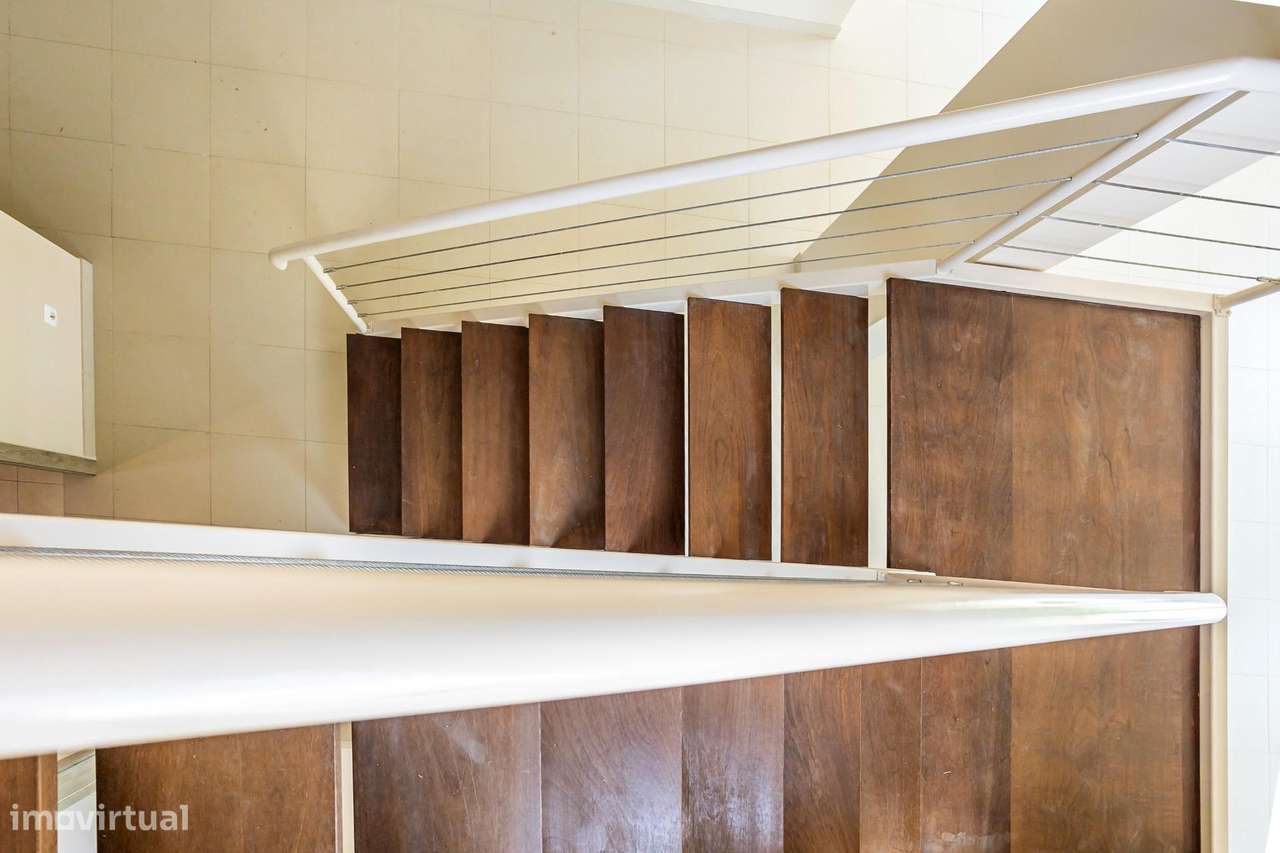 Moradia de Luxo em Condomínio Exclusivo com Piscinas no Carvoeiro-25