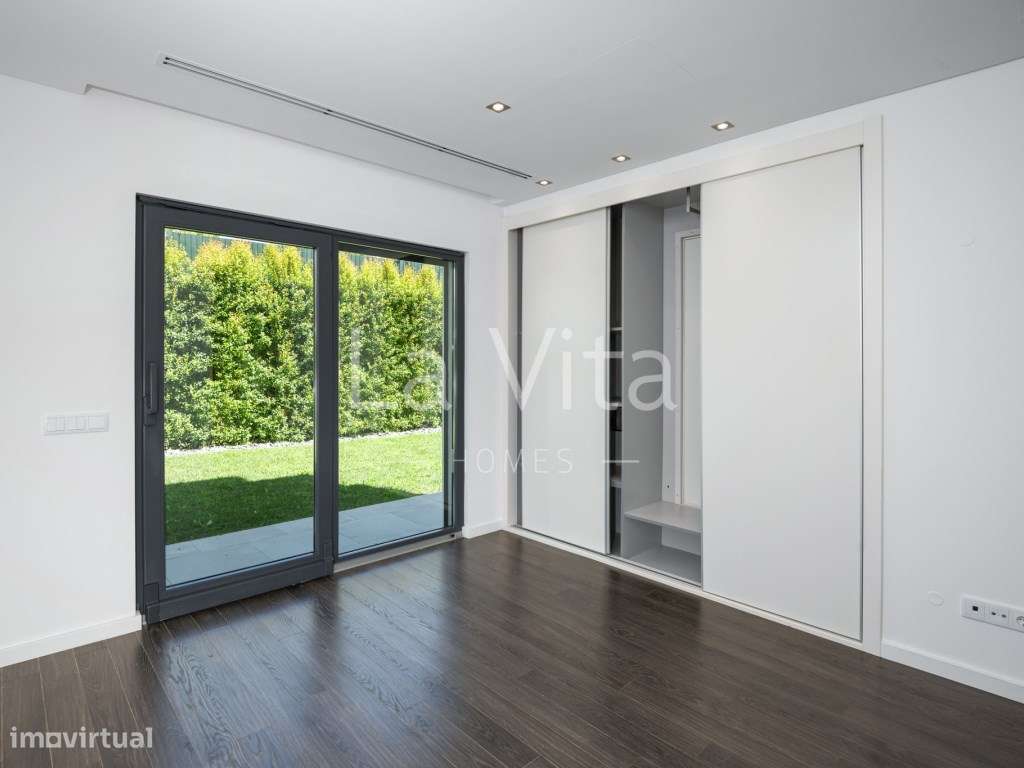 Moradia Nova T5 (5 suites) em Birre, Cascais.-23