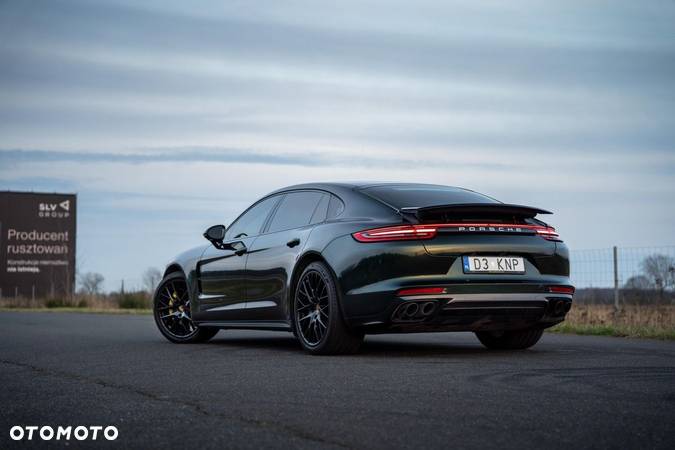 Porsche Panamera 4S Executive - 2