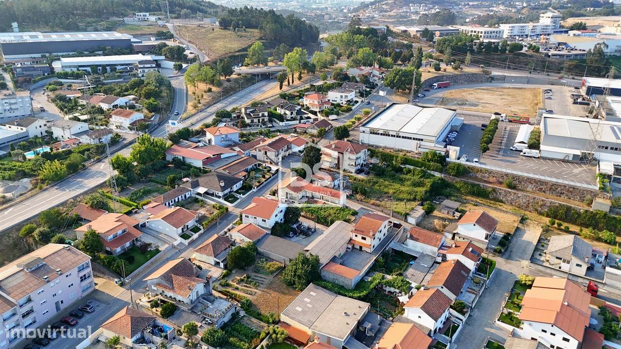Moradia T3 Venda em Nespereira e Casais,Lousada - Grande imagem: 4/37
