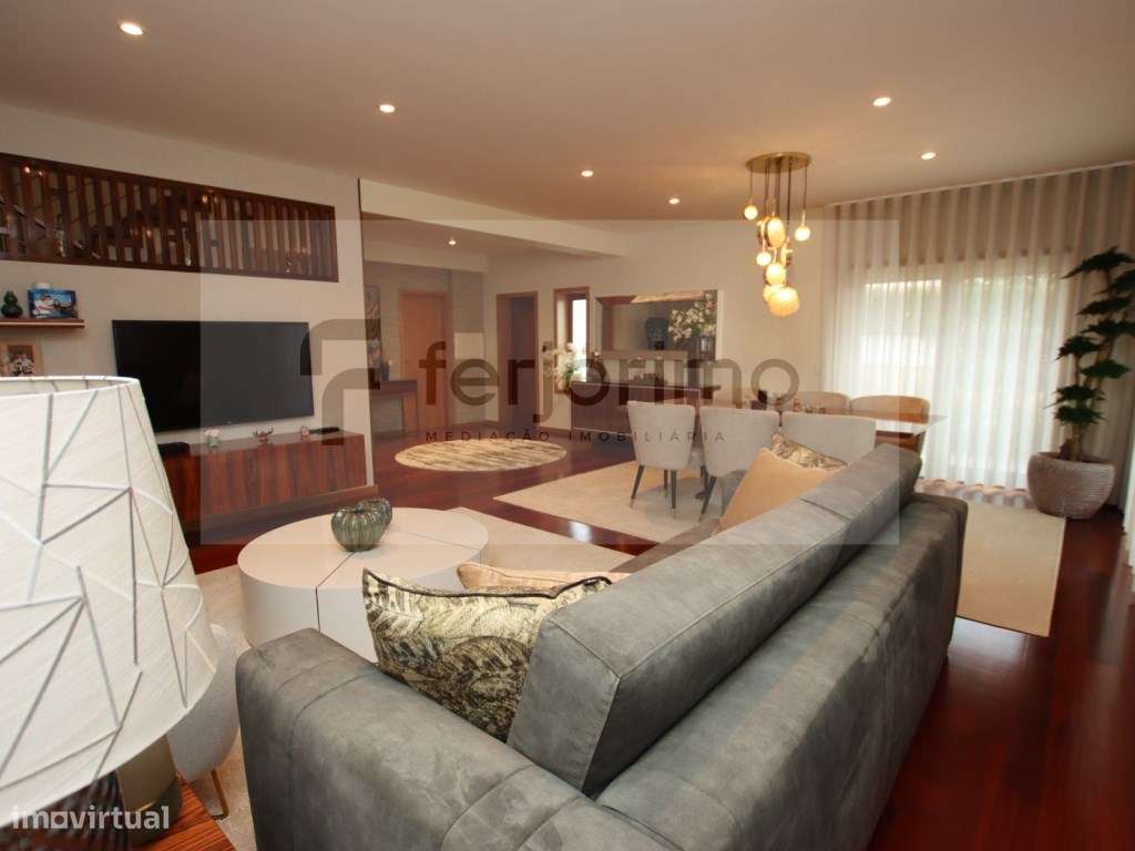 'NOVIDADE'
Excelente Moradia Geminada-12