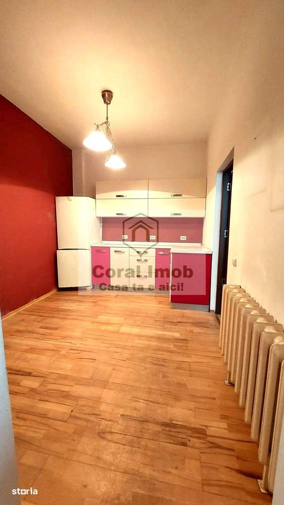 Casa de vanzare curte individuala, centrala, Lacul Tei!-8