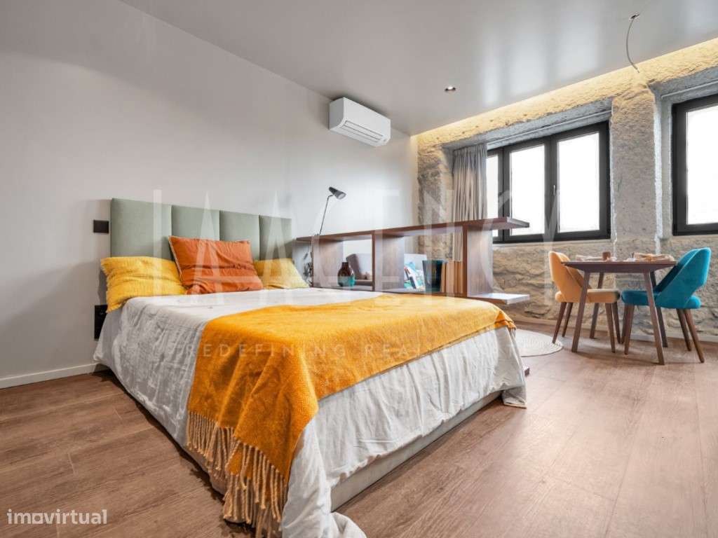 Estúdio T0 Totalmente Equipado e Mobilado-5