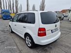 Volkswagen Touran 1.9 TDI Conceptline - 4