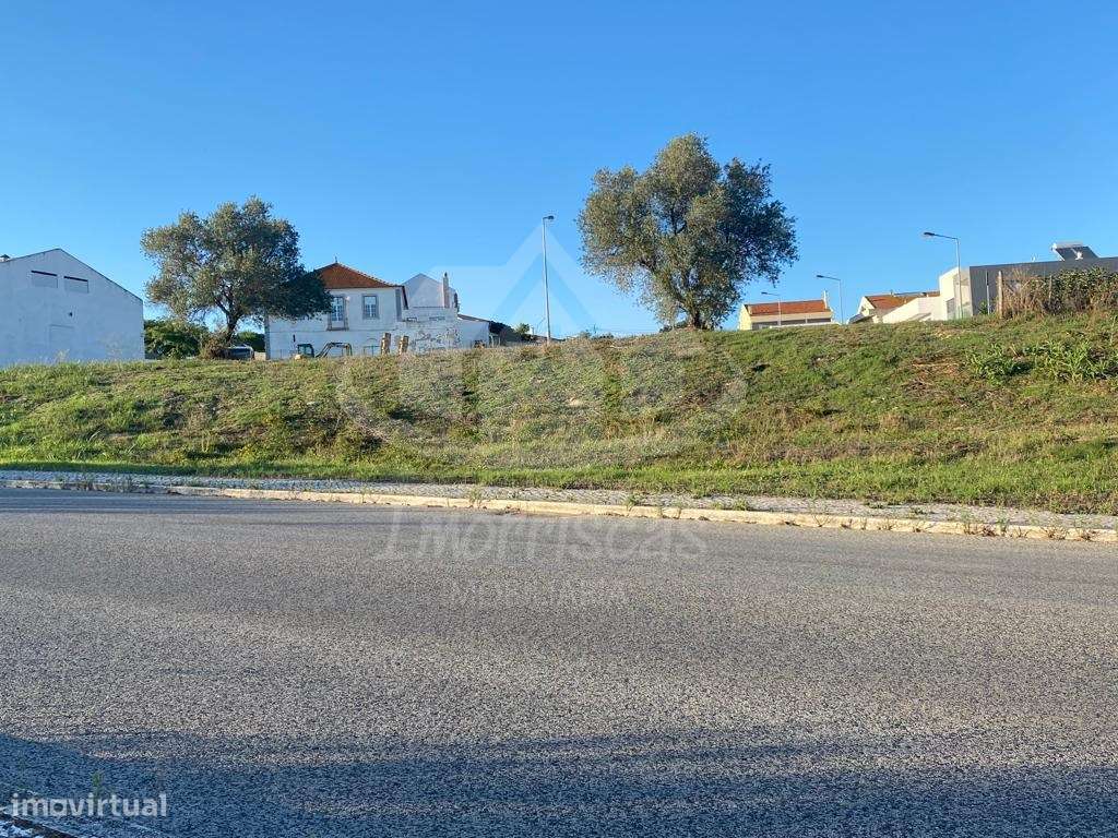Terreno para construção de prédio na Quinta da Marvila, Camarate - Grande imagem: 4/8