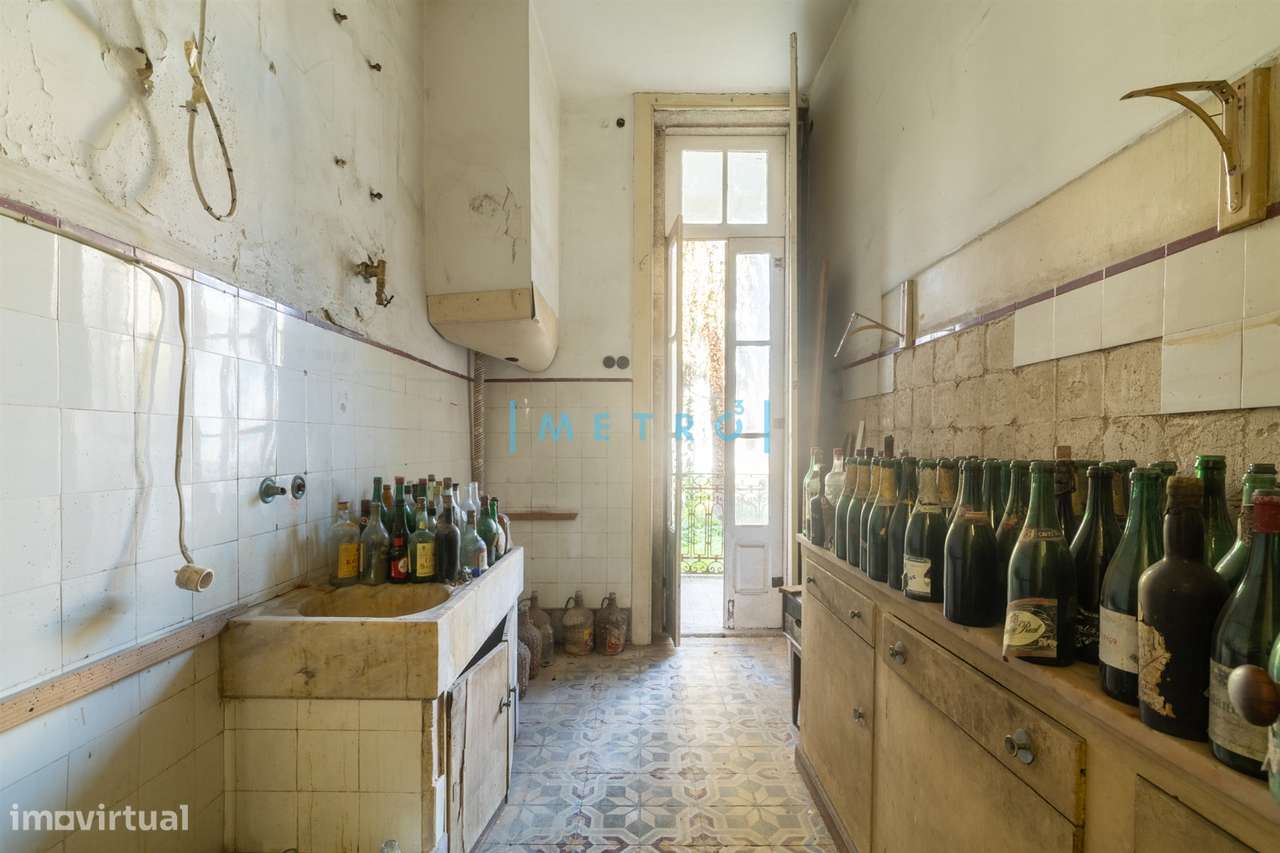 Moradia Devoluta T3 Venda em Cedofeita, Santo Ildefonso, Sé, Miragaia,-18