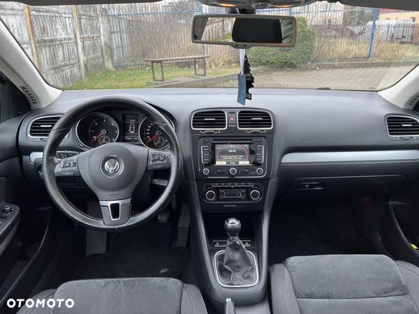 Volkswagen Golf 1.6 TDI DPF BlueMotion Technology Comfortline - 11