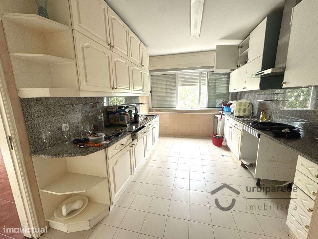 Apartamento T3 nas Areias, São João do Estoril-11