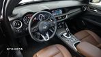 Alfa Romeo Stelvio 2.0 Turbo TI Q4 - 15