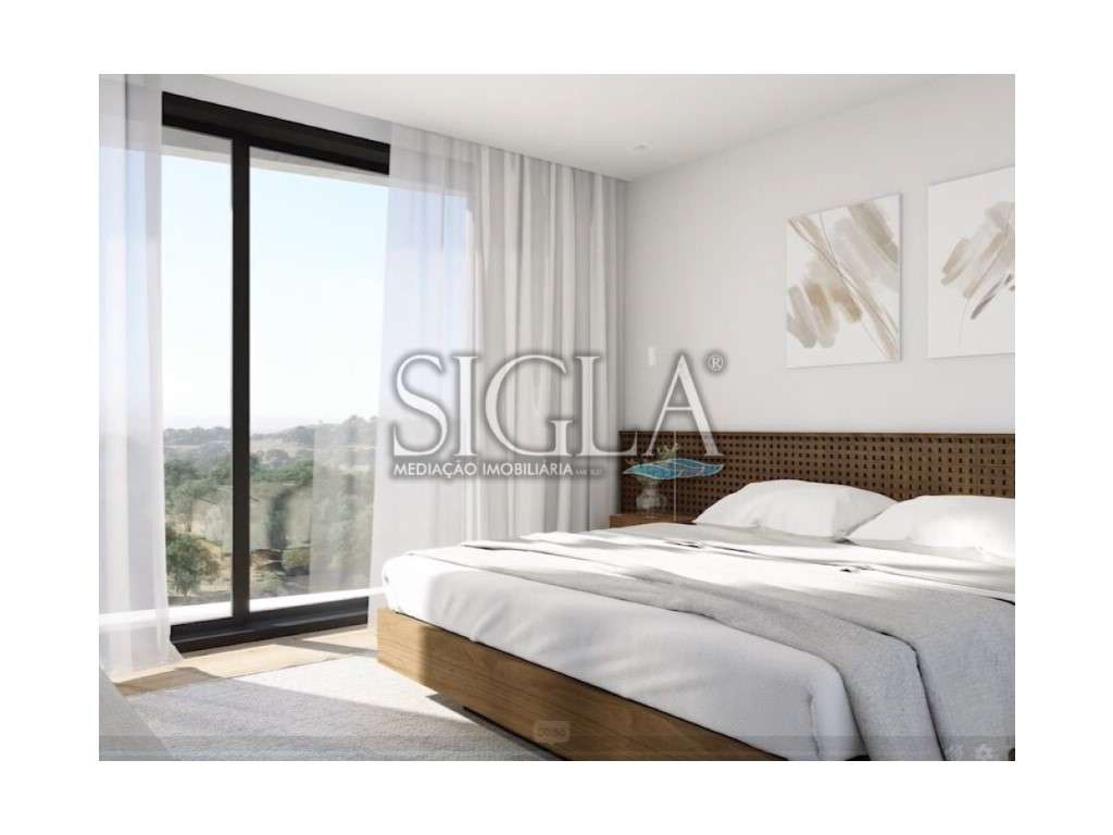 T2 em S. F. da Marinha - Grande imagem: 3/14