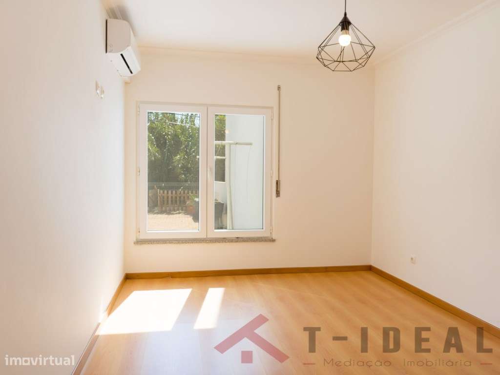 Apartamento T2 com Terraço-28