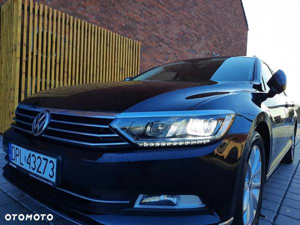 Volkswagen Passat Variant 2.0 TDI SCR BlueMotion Highline - 9