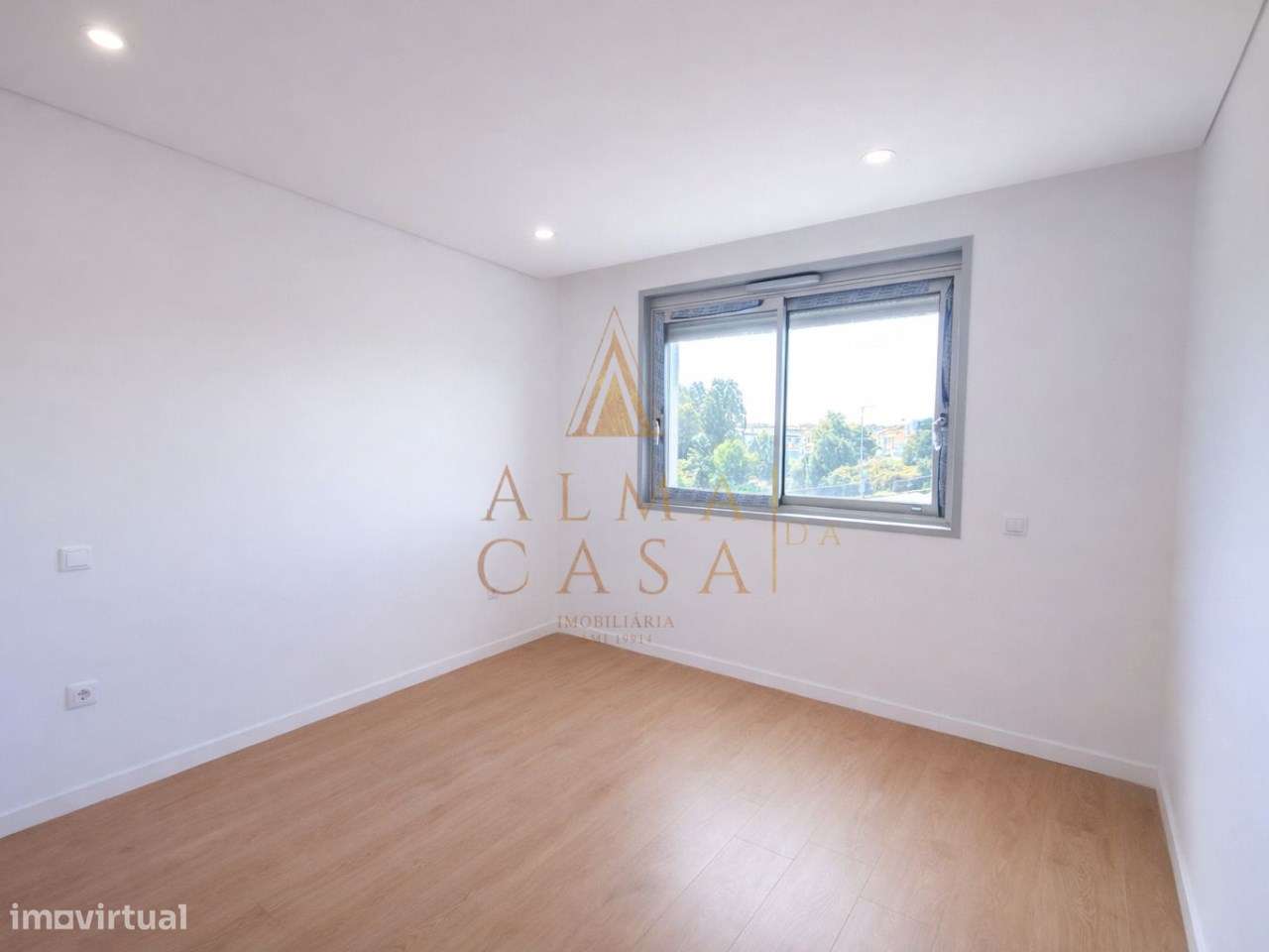 Apartamento T2 | Novo | Rio Tinto | Pronto Habitar-11