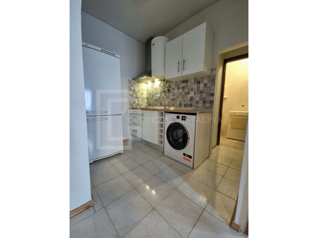 Apartamento T1 Mobilado no Centro de Setúbal-1