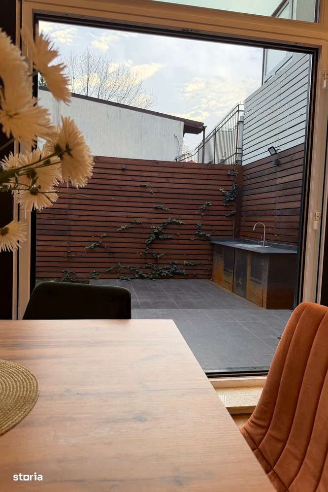 Casa moderna, 2025, cu terase generoase si arhitectura premium-12