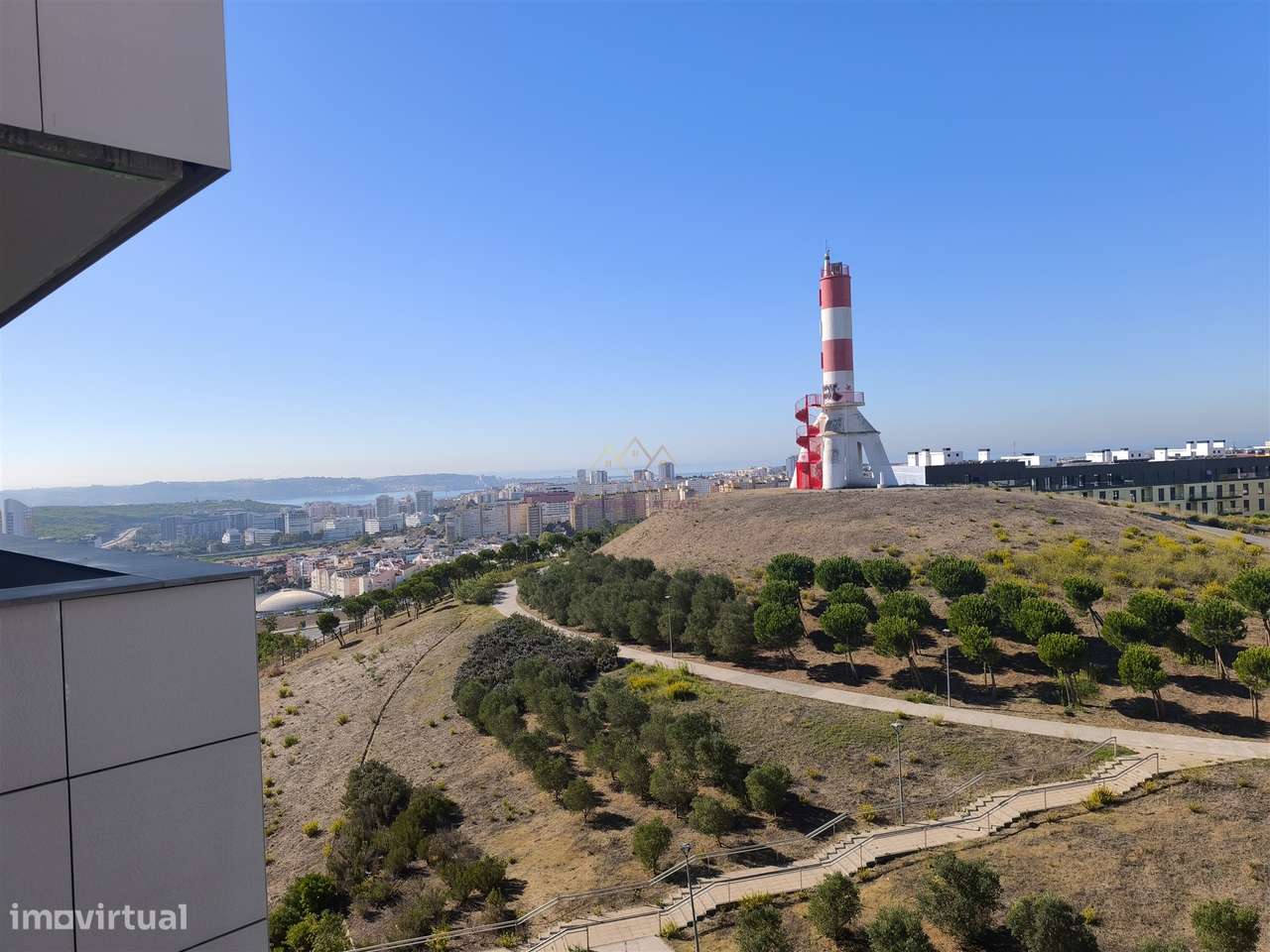 Penthouse T5 com varandas, 2 Garagens Box e Arrecadação, em Empreendim-56