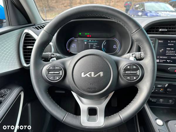 Kia Soul e-Soul 39kWh M - 17