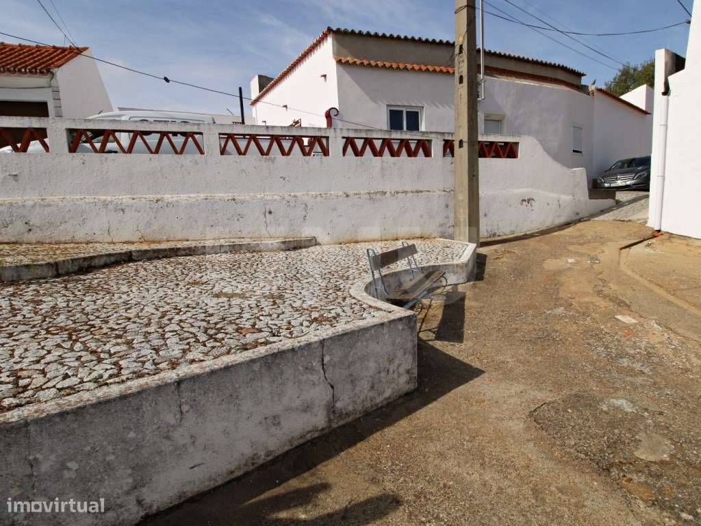 Moradia térrea tipicamente Alentejana-8