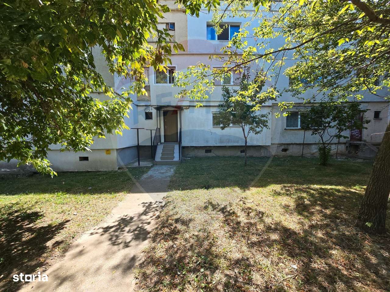 Apartament 3 camere de vânzare la parter, zona Nord - Fiald - Imagine principală: 2/7