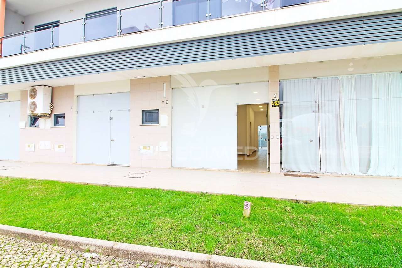 Loja para Arrendamento em zona central Ferreiras, Albufeira - Grande imagem: 3/11