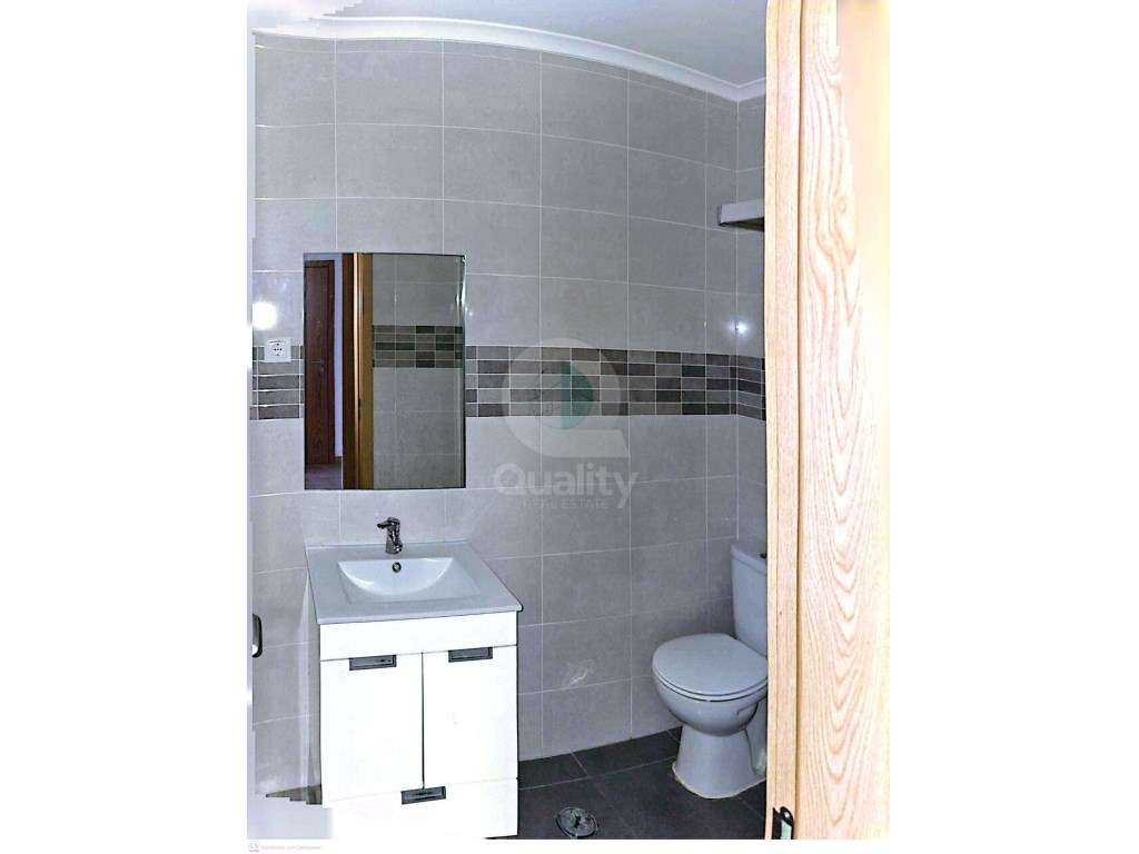 T2 Zona Central na Baixa da Banheira-18