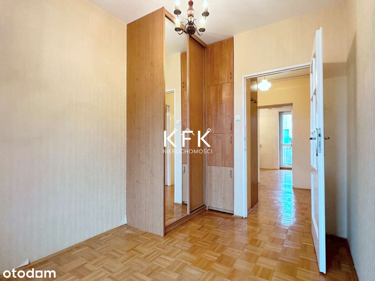 Świetna Lokalizacja Blisko Centrum FILM-9