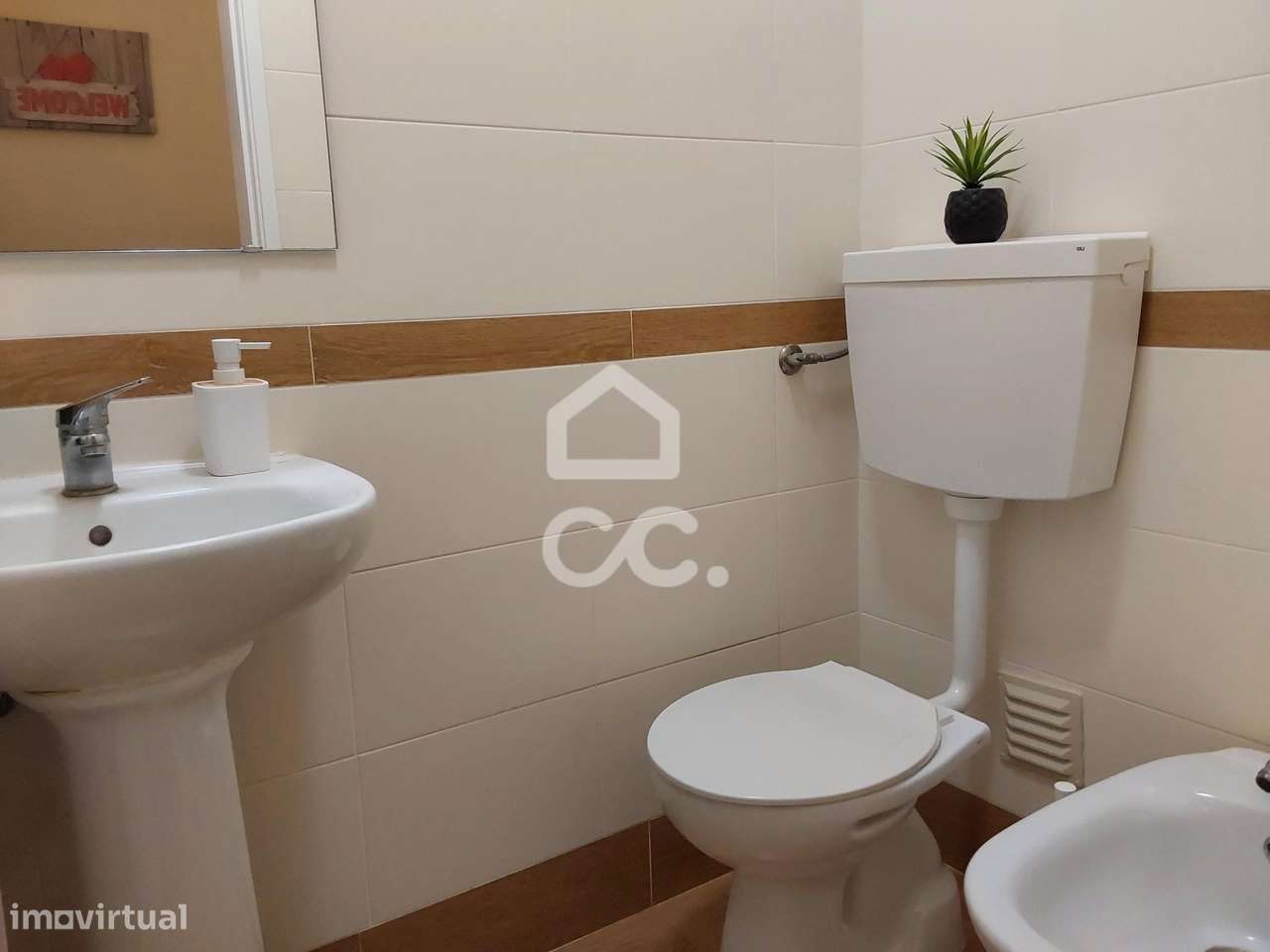 Apartamento T3 Moderno em Azeitão-21