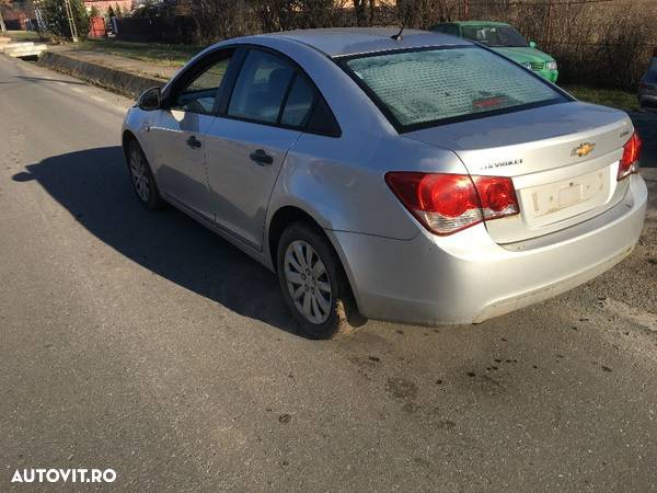 MOTOR CHEVROLET CRUZE 2011 1.6 BENZINA EUR0 5 cutie manuala 5+1 orice piesa disponibila - 2