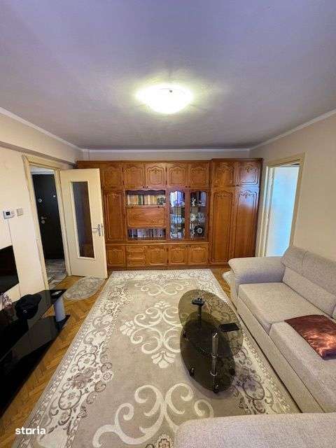 Apartament 3 camere de vanzare, ULTRACENTRAL,  str. Marasesti,  Bacau-7