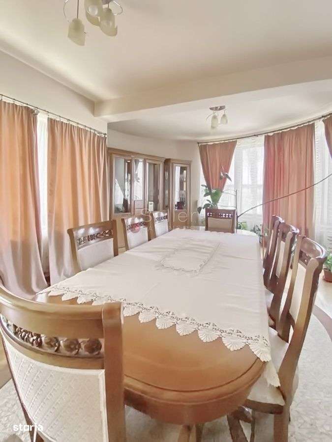 Suprafata Generoasa de teren - Imagine principală: 5/20