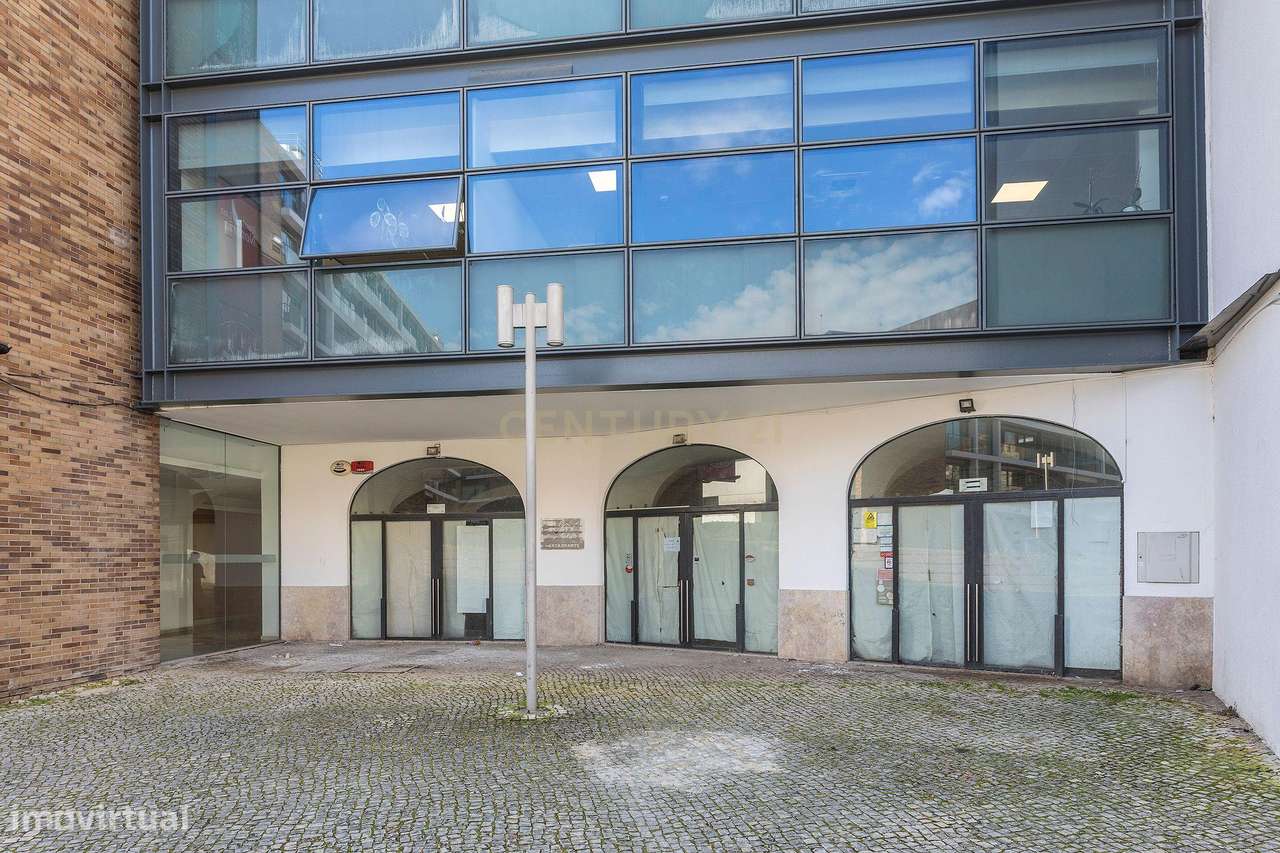 ALCÂNTARA a melhor zona para investir     /     Espaço Comercial no Em - Grande imagem: 2/13