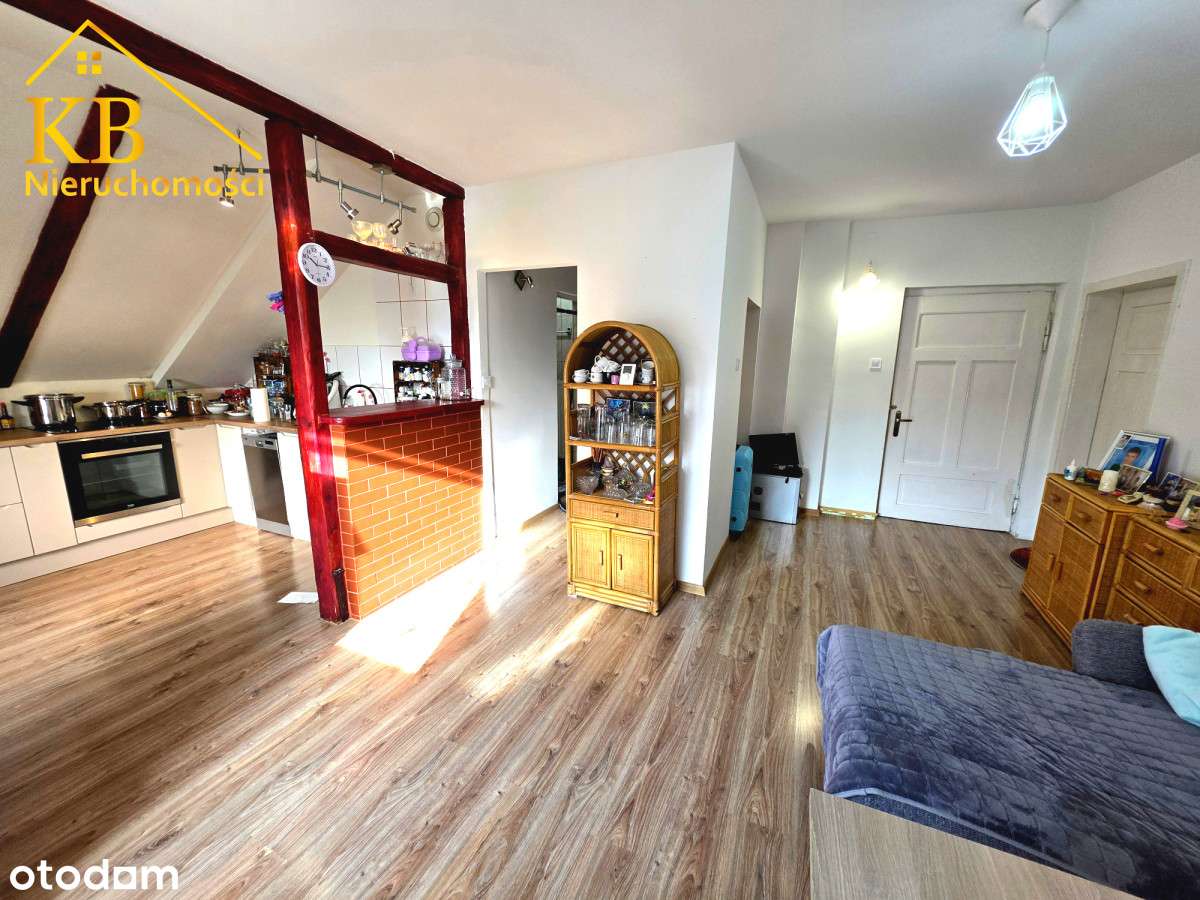 Przestronne 3 pokoje w sercu Szczawna-Zdroju-1