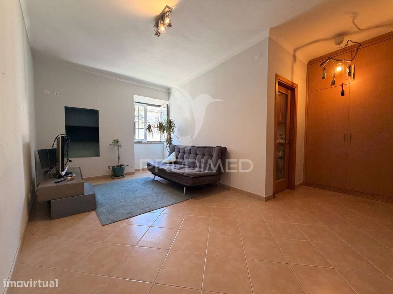 Arrenda-se Moradia T2 com garagem no centro de Palmela - Grande imagem: 4/40