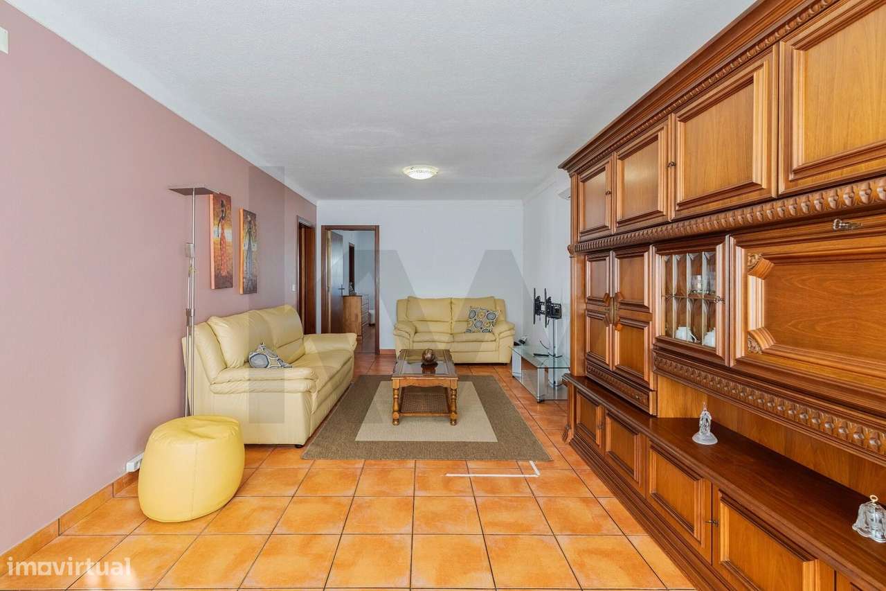 Moradia T3 com sótão Remodelada Bairro das Flores - Vila Nova de Santo - Grande imagem: 5/33