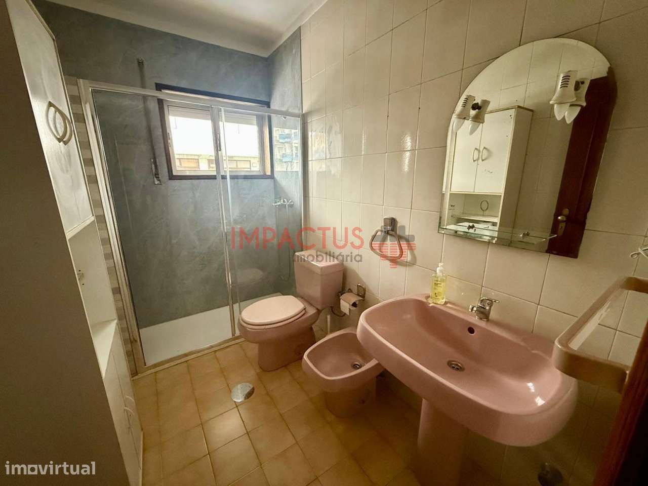 Apartamento T2+1 no centro do Castêlo da Maia - Grande imagem: 4/13