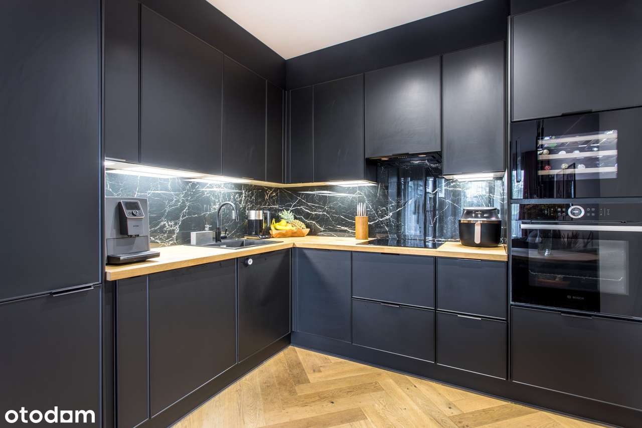 Nowoczesne 2 pokoje | widok na rzekę i zielone patio | centrum miasta-5