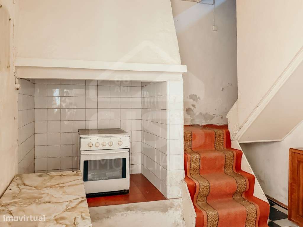 Moradia para reconstruir em Benavente - Grande imagem: 2/16