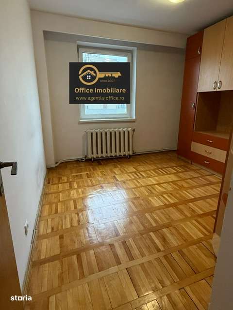 Vasile Alecsandri apartament 4 camere etaj intermediar - Imagine principală: 4/8