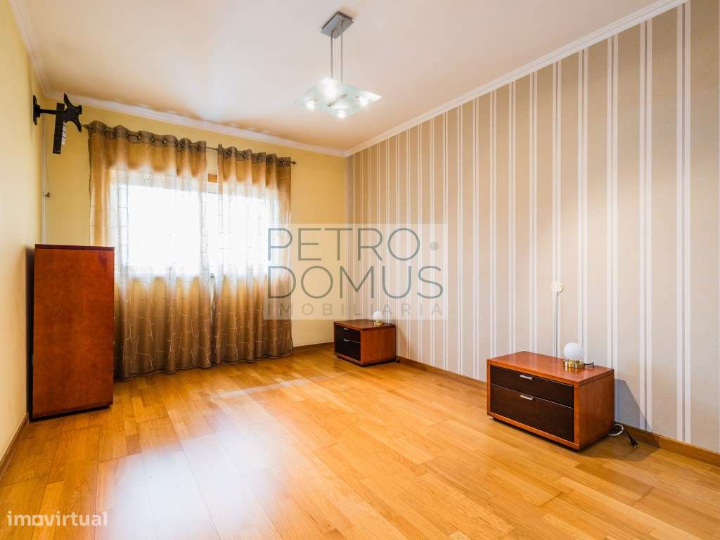 APARTAMENTO T3 - EXCELENTE ESTADO - GUIMAROTA-8
