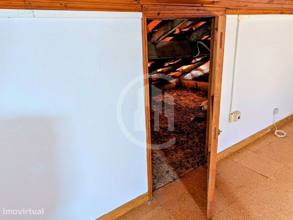 T3 com terraço e sótão - O equilíbrio perfeito entre espaço e conforto-13