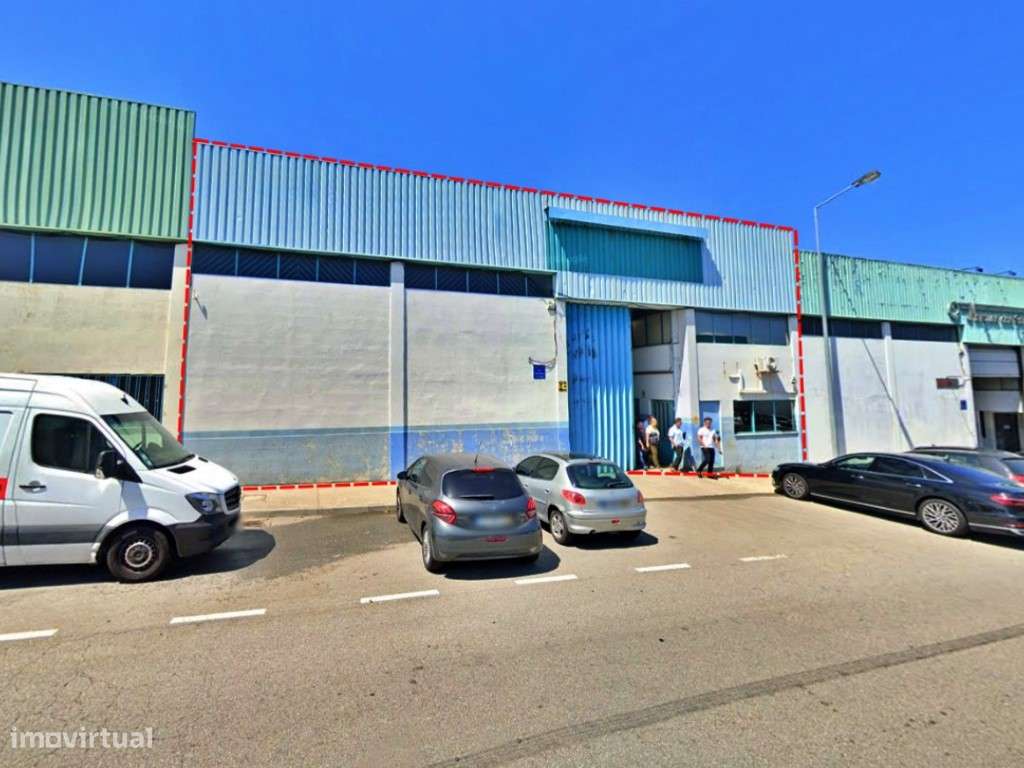 Armazém Castêlo da Maia - Grande imagem: 1/7