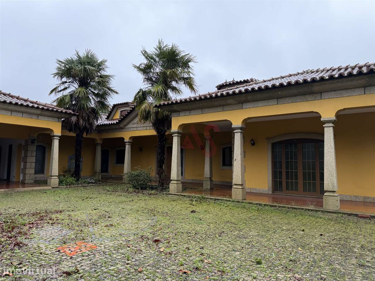 Moradia brasonada T5 inserida em terreno de 18.440m² com Piscina – Mei - Grande imagem: 2/52