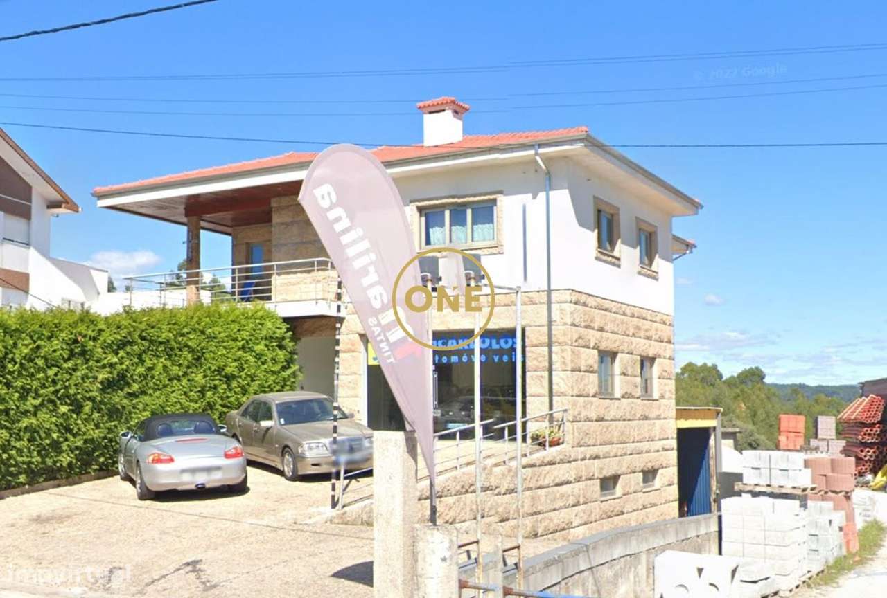 Moradia individual com comércio - Grande imagem: 1/42