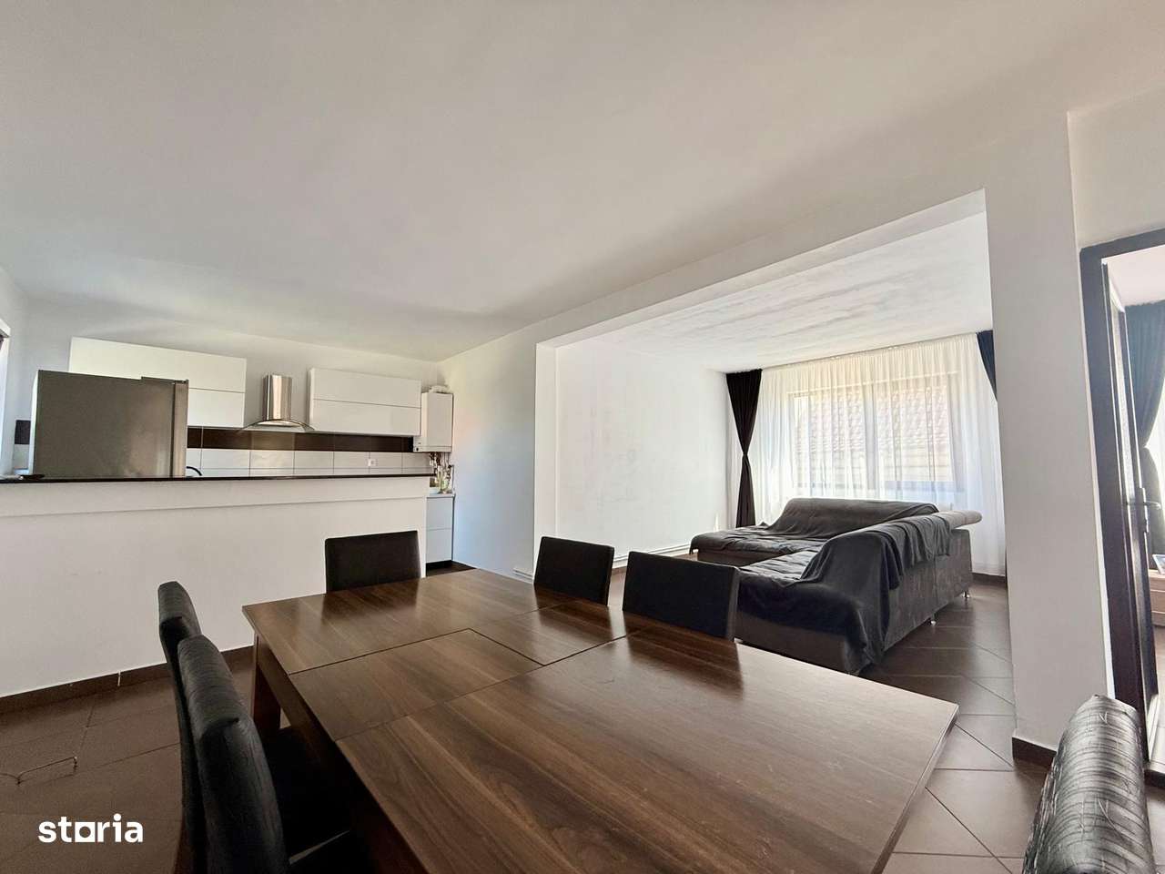 Vilă P+M cu 6 camere | Năvodari - Imagine principală: 5/18